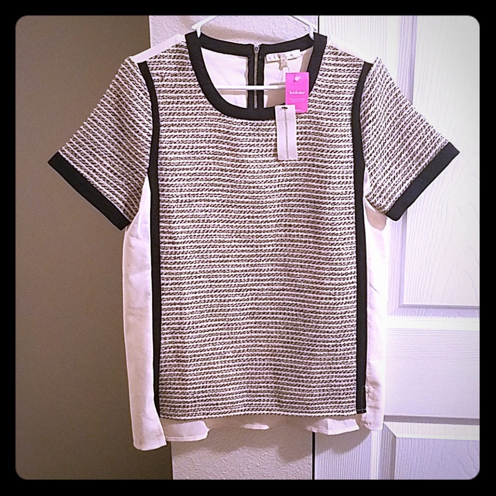 NWT Under Skies textured top